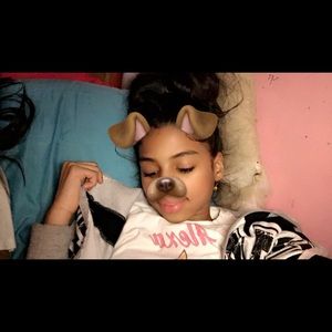 Meet your Posher, Reyna